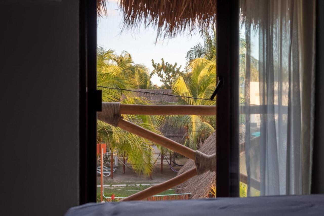 Hotel Mayari Holbox Exterior foto View from a room at the hotel