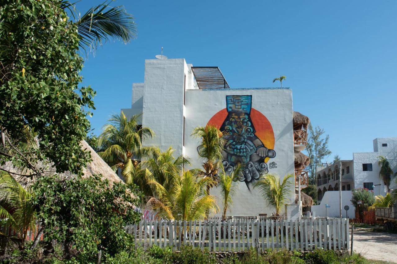 Hotel Mayari Holbox Exterior foto Mural in Tulum