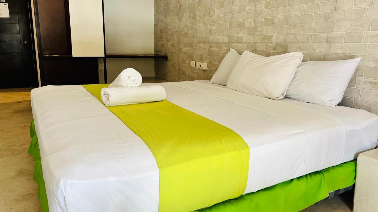 Hotel Mayari Holbox Exterior foto A bed runner